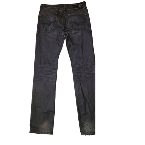 Size 28 men's GUESS jeans - Picture 5 of 6